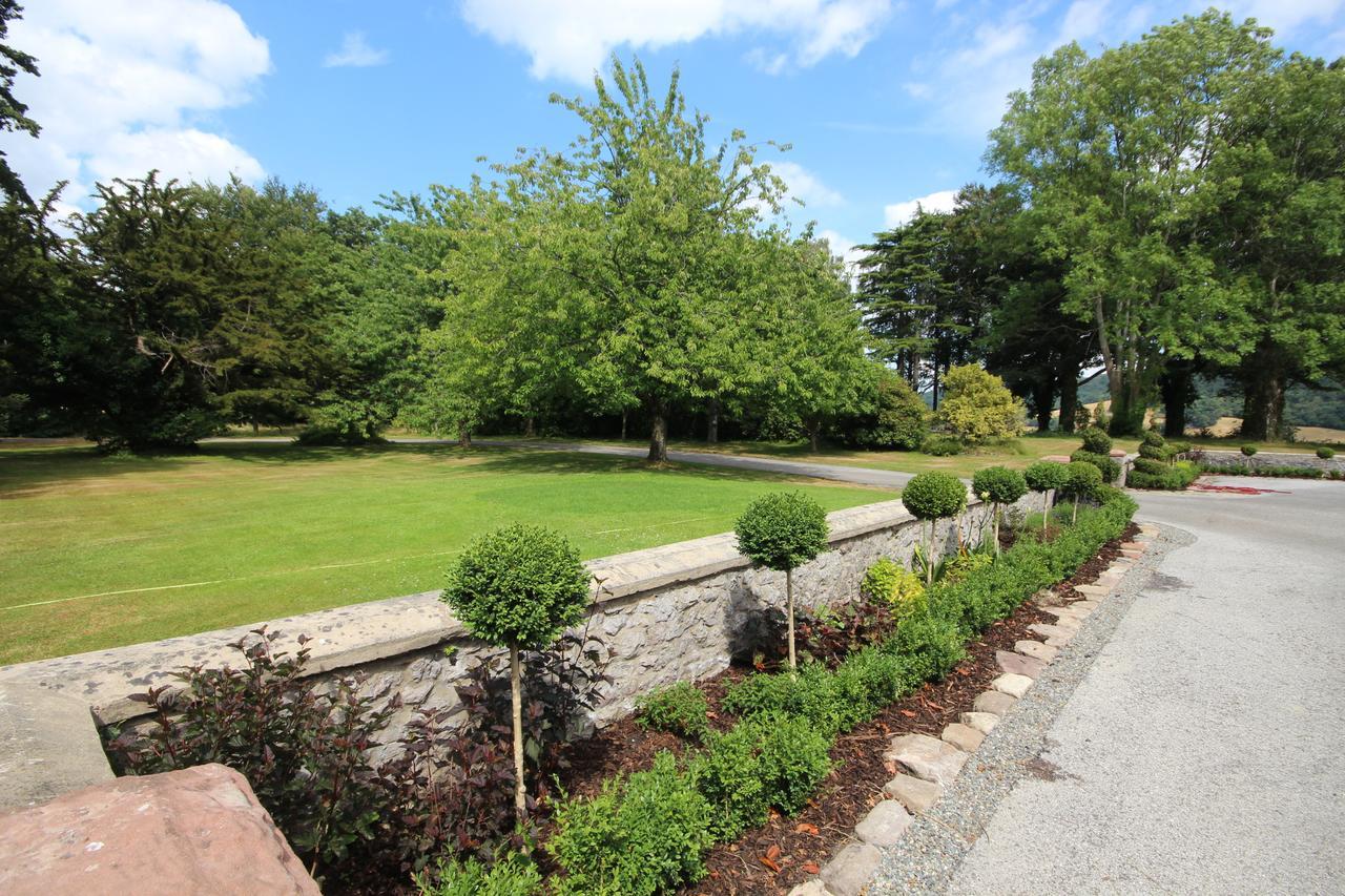 Caer Rhun Hall Hotel Conwy Eksteriør bilde